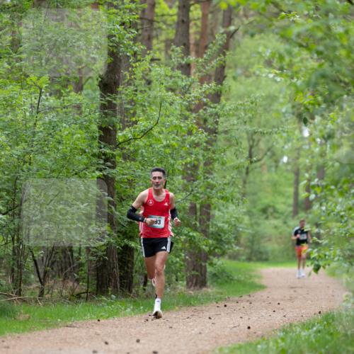 04.05.2025 - 8. Wedeler Halbmarathon Michael Strokosch http://msf.ph/oto/7815386 04.05.2025 10:29:15 Laufen 93 meine-sportfotos.de