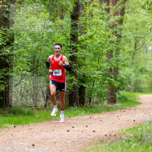 04.05.2025 - 8. Wedeler Halbmarathon Michael Strokosch http://msf.ph/oto/7815395 04.05.2025 10:29:17 Laufen 993 meine-sportfotos.de