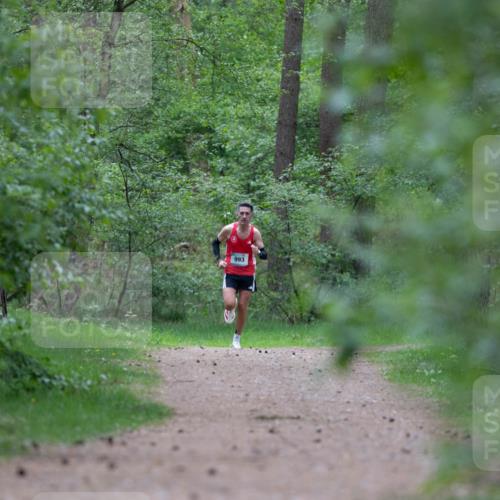 04.05.2025 - 8. Wedeler Halbmarathon Michael Strokosch http://msf.ph/oto/7815397 04.05.2025 10:29:18 Laufen 993 meine-sportfotos.de