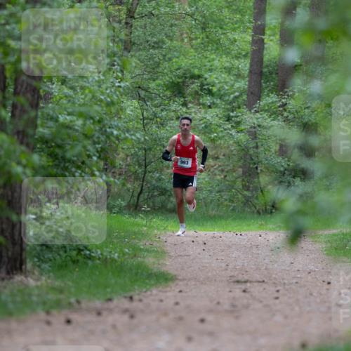 04.05.2025 - 8. Wedeler Halbmarathon Michael Strokosch http://msf.ph/oto/7815420 04.05.2025 10:29:21 Laufen 993 meine-sportfotos.de