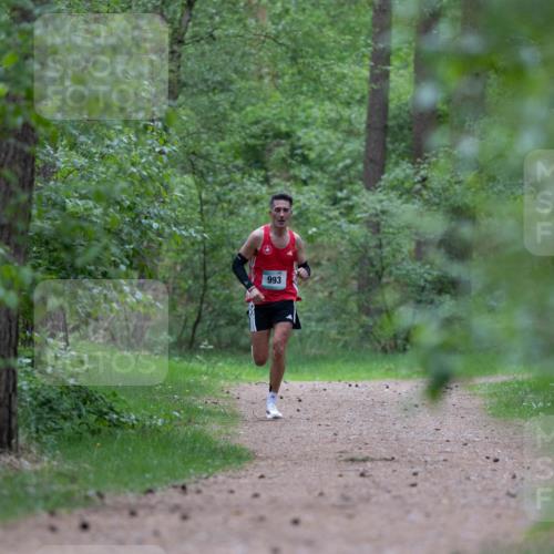 04.05.2025 - 8. Wedeler Halbmarathon Michael Strokosch http://msf.ph/oto/7815466 04.05.2025 10:29:25 Laufen 993 meine-sportfotos.de