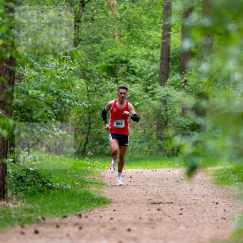 04.05.2025 - 8. Wedeler Halbmarathon Michael Strokosch http://msf.ph/oto/7815468 04.05.2025 10:29:25 Laufen 993 meine-sportfotos.de