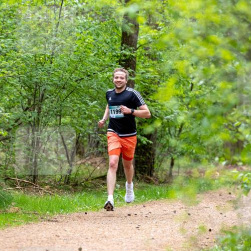 04.05.2025 - 8. Wedeler Halbmarathon Michael Strokosch http://msf.ph/oto/7815482 04.05.2025 10:29:29 Laufen 1199 meine-sportfotos.de