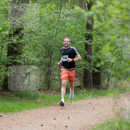04.05.2025 - 8. Wedeler Halbmarathon Michael Strokosch http://msf.ph/oto/7815485 04.05.2025 10:29:30 Laufen 1199 meine-sportfotos.de