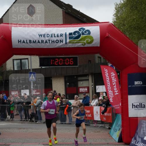04.05.2025 - 8. Wedeler Halbmarathon Felixshl http://msf.ph/oto/7815488 04.05.2025 11:20:04 Ziel 424, 1193 meine-sportfotos.de
