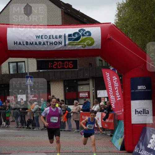 04.05.2025 - 8. Wedeler Halbmarathon Felixshl http://msf.ph/oto/7815492 04.05.2025 11:20:05 Ziel 424, 1193 meine-sportfotos.de