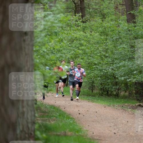 04.05.2025 - 8. Wedeler Halbmarathon Michael Strokosch http://msf.ph/oto/7815507 04.05.2025 10:30:46 Laufen 298, 27 meine-sportfotos.de