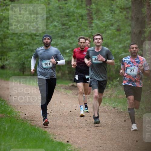 04.05.2025 - 8. Wedeler Halbmarathon Michael Strokosch http://msf.ph/oto/7815525 04.05.2025 10:30:54 Laufen 86, 301, 27 meine-sportfotos.de