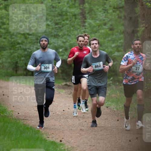 04.05.2025 - 8. Wedeler Halbmarathon Michael Strokosch http://msf.ph/oto/7815526 04.05.2025 10:30:54 Laufen 301, 862, 27 meine-sportfotos.de