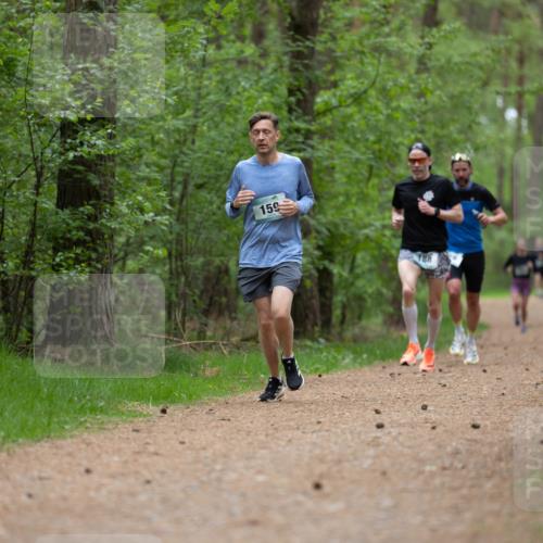 04.05.2025 - 8. Wedeler Halbmarathon Michael Strokosch http://msf.ph/oto/7815563 04.05.2025 10:31:20 Laufen 159, 188 meine-sportfotos.de
