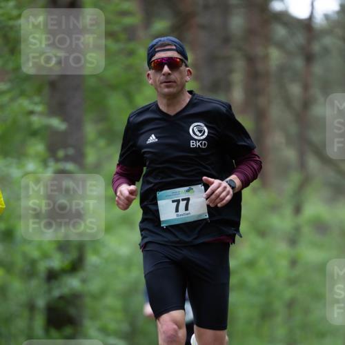 04.05.2025 - 8. Wedeler Halbmarathon Michael Strokosch http://msf.ph/oto/7815638 04.05.2025 10:32:23 Laufen 43, 77 meine-sportfotos.de