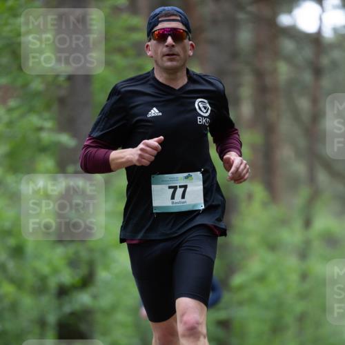 04.05.2025 - 8. Wedeler Halbmarathon Michael Strokosch http://msf.ph/oto/7815639 04.05.2025 10:32:24 Laufen 77 meine-sportfotos.de