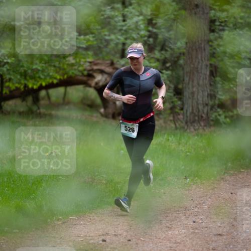 04.05.2025 - 8. Wedeler Halbmarathon Michael Strokosch http://msf.ph/oto/7815659 04.05.2025 10:32:59 Laufen 526 meine-sportfotos.de