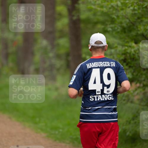 04.05.2025 - 8. Wedeler Halbmarathon Michael Strokosch http://msf.ph/oto/7815677 04.05.2025 10:33:11 Laufen 49 meine-sportfotos.de