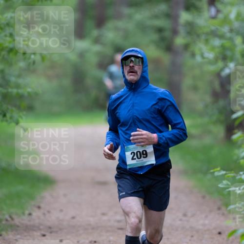 04.05.2025 - 8. Wedeler Halbmarathon Michael Strokosch http://msf.ph/oto/7815682 04.05.2025 10:34:12 Laufen 209 meine-sportfotos.de