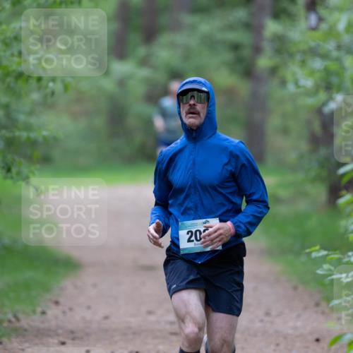04.05.2025 - 8. Wedeler Halbmarathon Michael Strokosch http://msf.ph/oto/7815683 04.05.2025 10:34:12 Laufen 20 meine-sportfotos.de