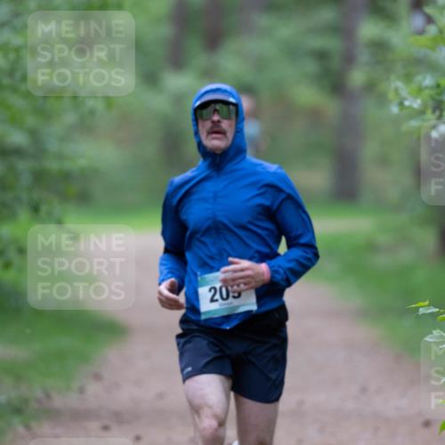 04.05.2025 - 8. Wedeler Halbmarathon Michael Strokosch http://msf.ph/oto/7815687 04.05.2025 10:34:13 Laufen 20 meine-sportfotos.de