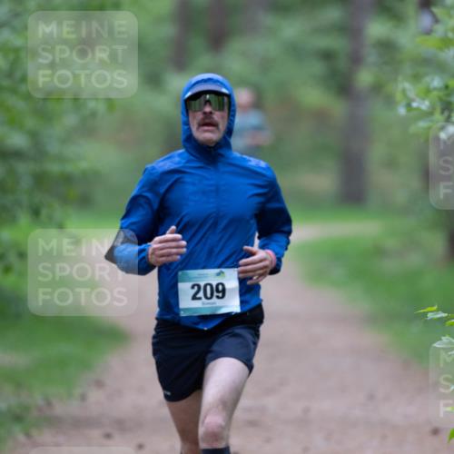 04.05.2025 - 8. Wedeler Halbmarathon Michael Strokosch http://msf.ph/oto/7815693 04.05.2025 10:34:13 Laufen 209 meine-sportfotos.de