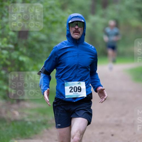 04.05.2025 - 8. Wedeler Halbmarathon Michael Strokosch http://msf.ph/oto/7815703 04.05.2025 10:34:14 Laufen 209 meine-sportfotos.de