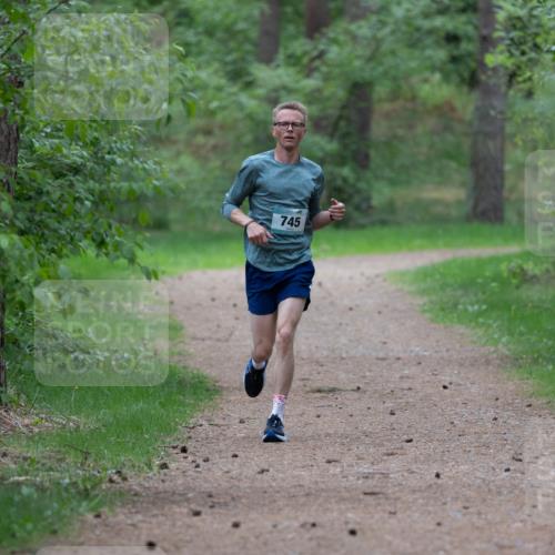 04.05.2025 - 8. Wedeler Halbmarathon Michael Strokosch http://msf.ph/oto/7815720 04.05.2025 10:34:27 Laufen 745 meine-sportfotos.de