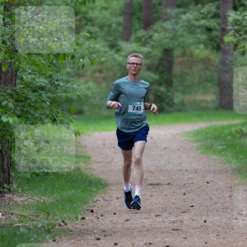 04.05.2025 - 8. Wedeler Halbmarathon Michael Strokosch http://msf.ph/oto/7815730 04.05.2025 10:34:28 Laufen 745 meine-sportfotos.de