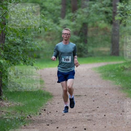 04.05.2025 - 8. Wedeler Halbmarathon Michael Strokosch http://msf.ph/oto/7815740 04.05.2025 10:34:28 Laufen 745 meine-sportfotos.de