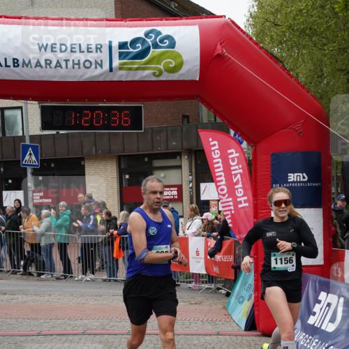 04.05.2025 - 8. Wedeler Halbmarathon Felixshl http://msf.ph/oto/7815747 04.05.2025 11:20:34 Ziel 628, 868, 933, 1156 meine-sportfotos.de