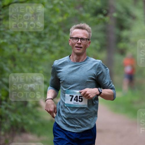 04.05.2025 - 8. Wedeler Halbmarathon Michael Strokosch http://msf.ph/oto/7815753 04.05.2025 10:34:37 Laufen 745 meine-sportfotos.de