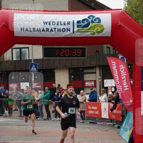 04.05.2025 - 8. Wedeler Halbmarathon Felixshl http://msf.ph/oto/7815763 04.05.2025 11:20:37 Ziel 617, 628, 868, 933, 1156 meine-sportfotos.de