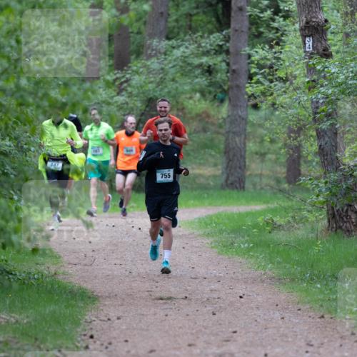 04.05.2025 - 8. Wedeler Halbmarathon Michael Strokosch http://msf.ph/oto/7815775 04.05.2025 10:34:46 Laufen 147, 163, 755 meine-sportfotos.de