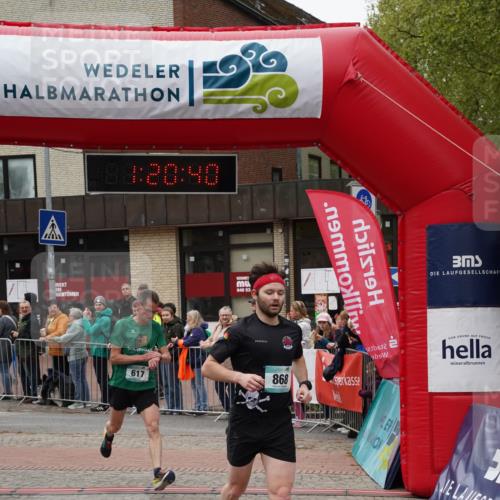 04.05.2025 - 8. Wedeler Halbmarathon Felixshl http://msf.ph/oto/7815781 04.05.2025 11:20:38 Ziel 617, 628, 868, 1156 meine-sportfotos.de