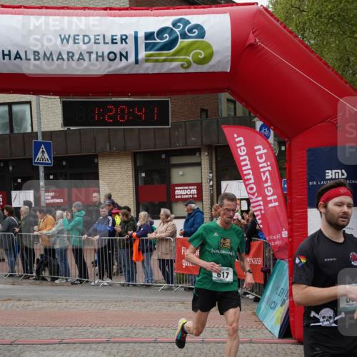 04.05.2025 - 8. Wedeler Halbmarathon Felixshl http://msf.ph/oto/7815799 04.05.2025 11:20:39 Ziel 617, 628, 868, 1156 meine-sportfotos.de
