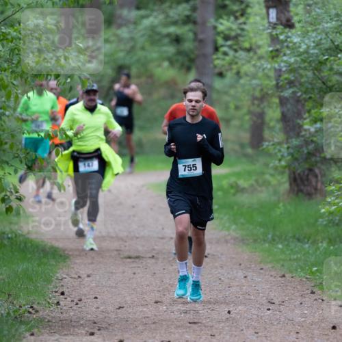 04.05.2025 - 8. Wedeler Halbmarathon Michael Strokosch http://msf.ph/oto/7815801 04.05.2025 10:34:54 Laufen 755 meine-sportfotos.de