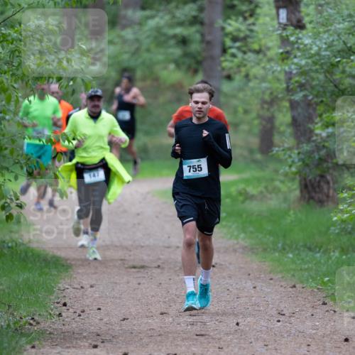 04.05.2025 - 8. Wedeler Halbmarathon Michael Strokosch http://msf.ph/oto/7815802 04.05.2025 10:34:54 Laufen 147, 755 meine-sportfotos.de