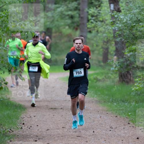 04.05.2025 - 8. Wedeler Halbmarathon Michael Strokosch http://msf.ph/oto/7815805 04.05.2025 10:34:54 Laufen 147, 755 meine-sportfotos.de