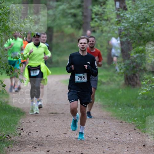 04.05.2025 - 8. Wedeler Halbmarathon Michael Strokosch http://msf.ph/oto/7815823 04.05.2025 10:34:55 Laufen 147, 755 meine-sportfotos.de