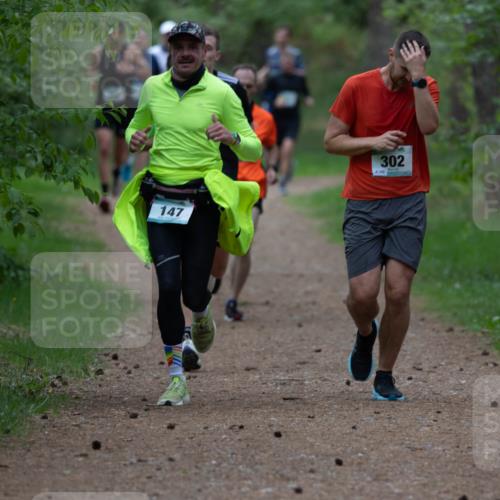 04.05.2025 - 8. Wedeler Halbmarathon Michael Strokosch http://msf.ph/oto/7815834 04.05.2025 10:35:01 Laufen 147, 302 meine-sportfotos.de