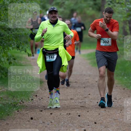 04.05.2025 - 8. Wedeler Halbmarathon Michael Strokosch http://msf.ph/oto/7815837 04.05.2025 10:35:01 Laufen 55, 147, 302 meine-sportfotos.de