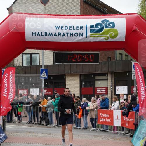 04.05.2025 - 8. Wedeler Halbmarathon Felixshl http://msf.ph/oto/7815863 04.05.2025 11:20:48 Ziel 279, 984 meine-sportfotos.de