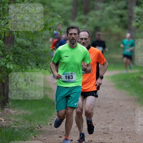 04.05.2025 - 8. Wedeler Halbmarathon Michael Strokosch http://msf.ph/oto/7815874 04.05.2025 10:35:09 Laufen 163 meine-sportfotos.de