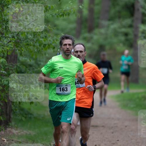 04.05.2025 - 8. Wedeler Halbmarathon Michael Strokosch http://msf.ph/oto/7815879 04.05.2025 10:35:09 Laufen 163, 04, 13 meine-sportfotos.de