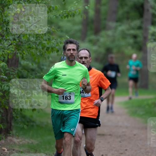 04.05.2025 - 8. Wedeler Halbmarathon Michael Strokosch http://msf.ph/oto/7815880 04.05.2025 10:35:09 Laufen 163, 4, 8, 13 meine-sportfotos.de