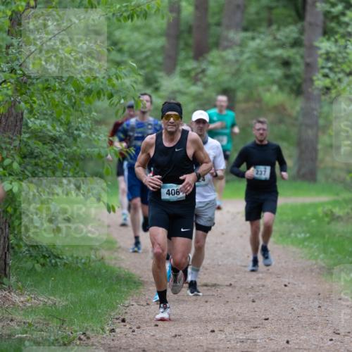 04.05.2025 - 8. Wedeler Halbmarathon Michael Strokosch http://msf.ph/oto/7815912 04.05.2025 10:35:13 Laufen 406, 237 meine-sportfotos.de