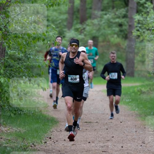 04.05.2025 - 8. Wedeler Halbmarathon Michael Strokosch http://msf.ph/oto/7815919 04.05.2025 10:35:14 Laufen 406 meine-sportfotos.de