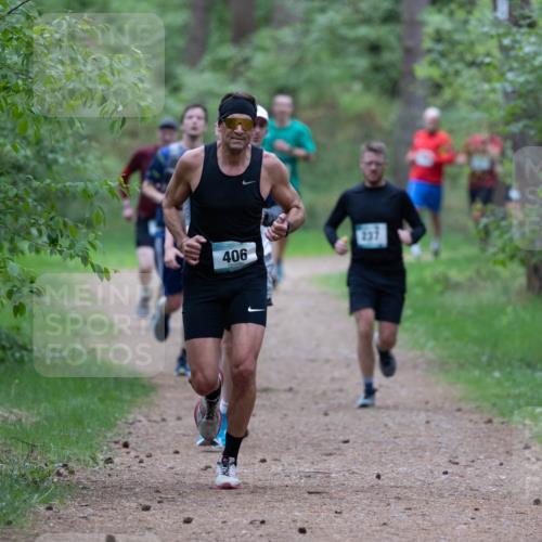04.05.2025 - 8. Wedeler Halbmarathon Michael Strokosch http://msf.ph/oto/7815948 04.05.2025 10:35:16 Laufen 406 meine-sportfotos.de