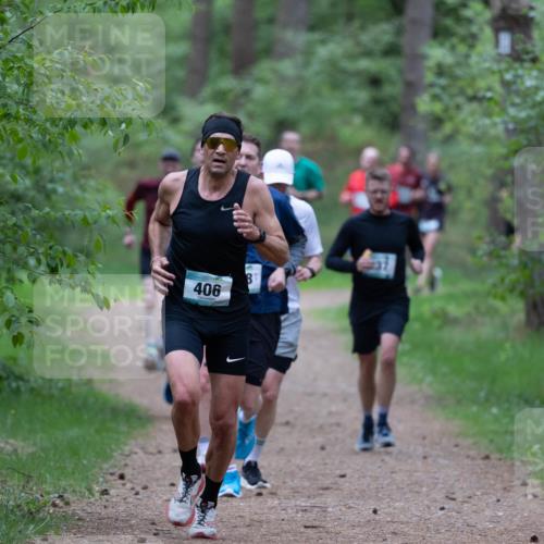 04.05.2025 - 8. Wedeler Halbmarathon Michael Strokosch http://msf.ph/oto/7815958 04.05.2025 10:35:17 Laufen 406 meine-sportfotos.de