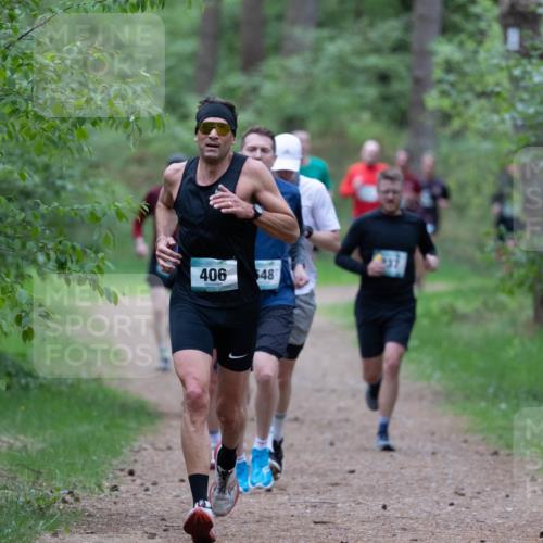 04.05.2025 - 8. Wedeler Halbmarathon Michael Strokosch http://msf.ph/oto/7815959 04.05.2025 10:35:17 Laufen 406, 48 meine-sportfotos.de