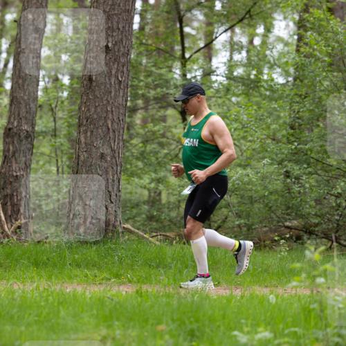 04.05.2025 - 8. Wedeler Halbmarathon Michael Strokosch http://msf.ph/oto/7815969 04.05.2025 10:36:52 Laufen  meine-sportfotos.de