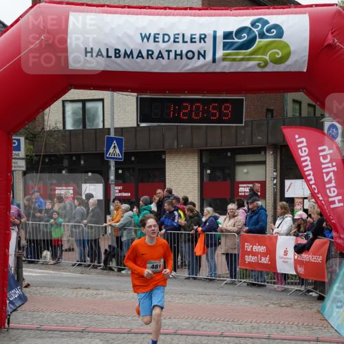 04.05.2025 - 8. Wedeler Halbmarathon Felixshl http://msf.ph/oto/7815979 04.05.2025 11:20:57 Ziel 187, 481, 788 meine-sportfotos.de