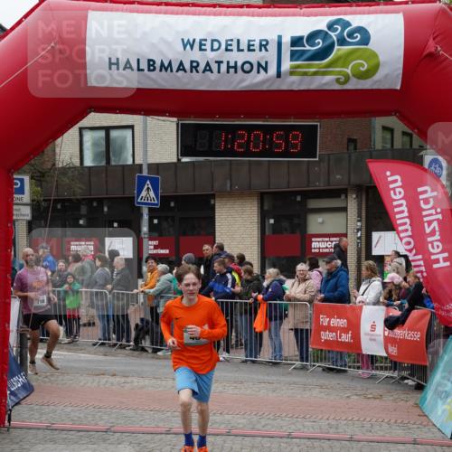 04.05.2025 - 8. Wedeler Halbmarathon Felixshl http://msf.ph/oto/7815983 04.05.2025 11:20:57 Ziel 187, 481, 788 meine-sportfotos.de